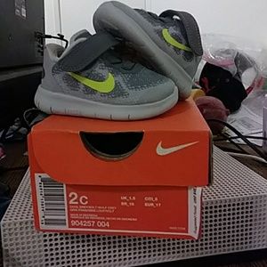 Baby shoes nike 2c